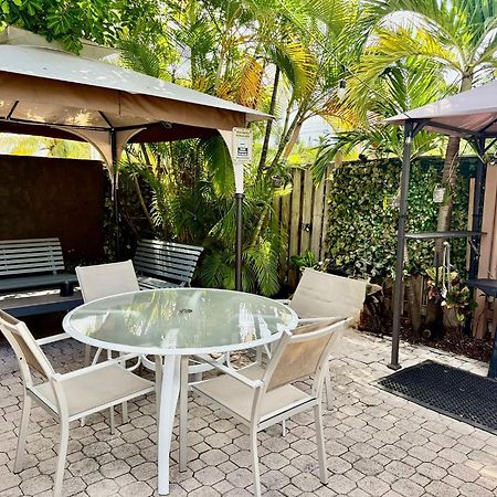 Sheridan Guesthouse Dania Beach Exterior foto